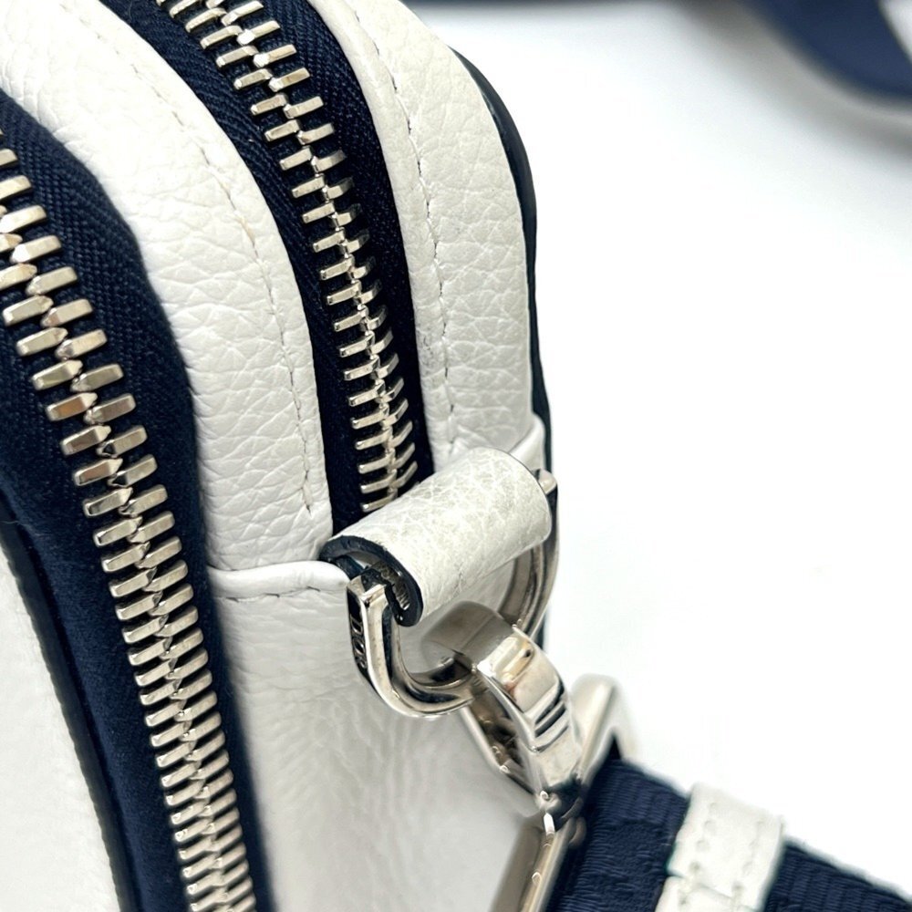 CHRISTIAN DIOR White Leather Shoulder Bag - Picture 7 of 16